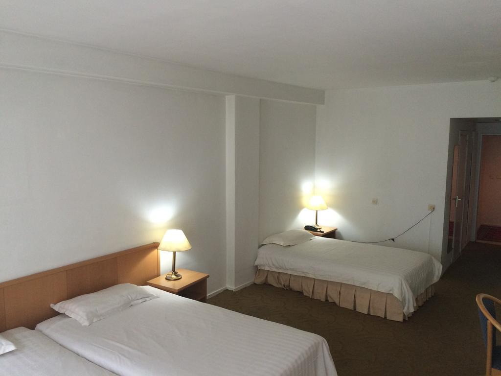 Hotel Keyserlei แอนต์เวิร์ป ภายนอก รูปภาพ